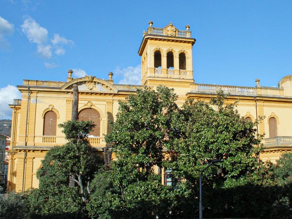 Corso Roma, 37 - Valente Italian Properties مونتيكاتيني تيرمي المظهر الخارجي الصورة